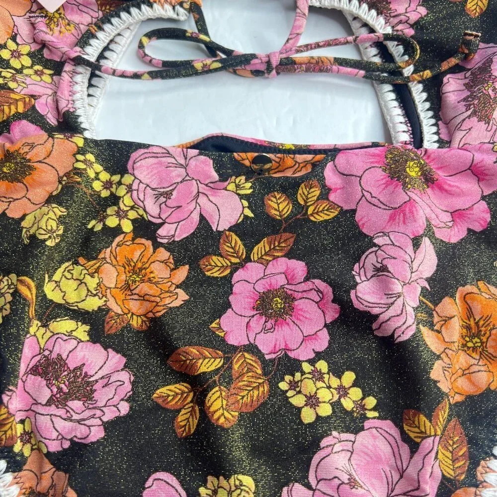 VICTORIA'S SECRET SWIM Ruffle One-Piece cheeky Swimsuit w/ Crochet cut out S - Picture 7 of 13